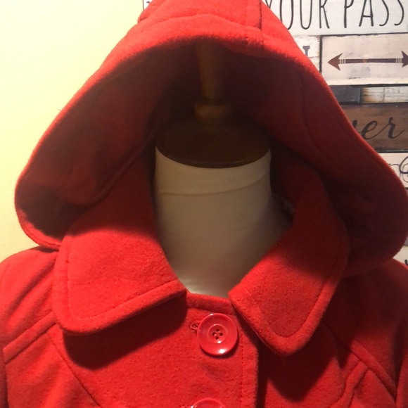 Tulle cute hooded Red Peacoat Jacket with detachable hood - Picture 3 of 17